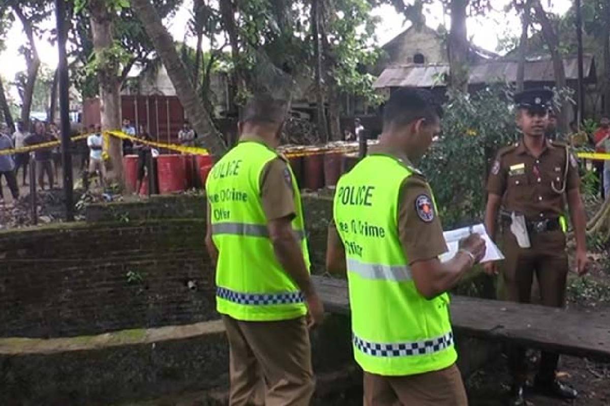 கிளிநொச்சியில் வனஜீவராசிகள் திணைக்கள அதிகாரிகள் மற்றும் விசேட அதிரடிப்படையினர் மீது தாக்குதல் | Wildlife Department Officials Attacked Kilinochchi
