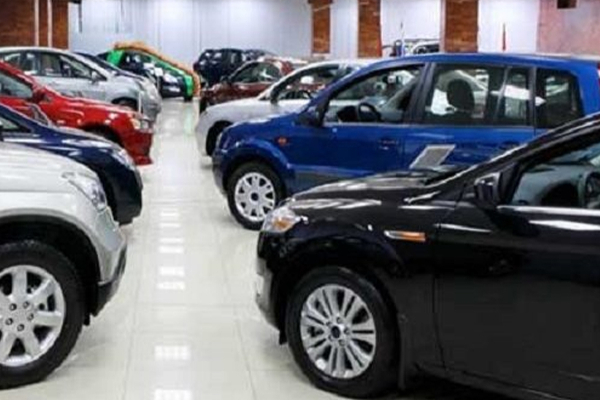 இலங்கைக்கு இரகசியமாக கொண்டு வரப்பட்ட அதிசொகுசு வாகனம் | Import Into Srilanka Toyota Prius Car