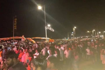 கோட்டா கோ கோமில் கோலாகலமாக தொடங்கியது வெசாக் கொண்டாட்டம்