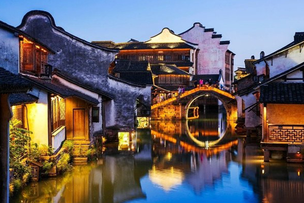 சீனாவில் 1300 ஆண்டுகள் பழமையான தண்ணீரில் மிதக்கும் நகரம்! | A 1300 Year Old Floating City In China சீனாவில் 1300 ஆண்டுகள் பழமையான தண்ணீரில் மிதக்கும் நகரம்! | A 1300 Year Old Floating City In China