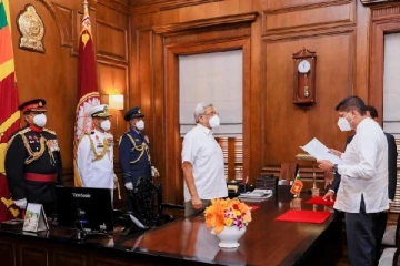 விரக்தியிலிருந்தவருக்கு கிடைத்த மற்றுமொரு அமைச்சுப் பதவி