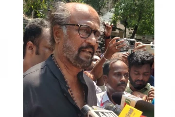சிகரெட் பிடிப்பதை நிறுத்து. நீ நீண்ட நாட்கள் வாழ வேண்டும் என்று சொல்வார் சரத்பாபு - ரஜினி உருக்கம்..!