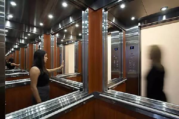 எல்லா லிப்ட்களிலும் கண்ணாடி வைப்பது ஏன்னு தெரியுமா? வியக்க வைக்கும் காரணம்! | Why Do All Lift Have Mirrors Inside Shocking Truth