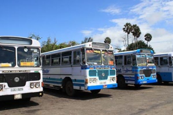 பேருந்து சாரதிக்கு திடீர் மாரடைப்பு; நேர்ந்த துயரம் | Bus Driver Suffers Sudden Heart Attack Accident