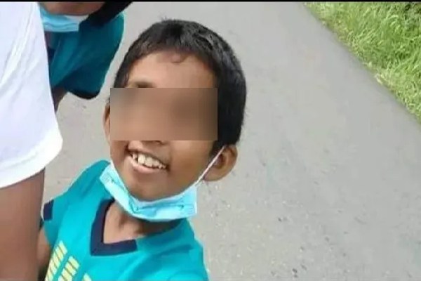 பெற்றோருக்கு இடையிலான சண்டையில் சிக்கி பரிதாபமாக இறந்த சிறுவன் | Boy Died Tragically In A Fight Between His Parents
