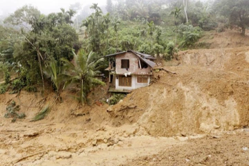 இலங்கையின் 9 மாவட்டங்களுக்கு அபாய எச்சரிக்கை