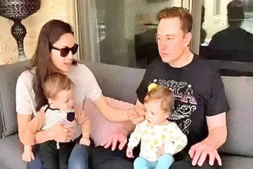 எலான் மஸ்கின் இரட்டை குழந்தை! முதன்முதலில் வெளியிட்ட புகைப்படம்