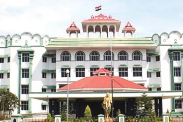 தஞ்சை பள்ளி மாணவியின் உடலை பெற வேண்டும் - மதுரை உயர்நீதிமன்ற கிளை உத்தரவு