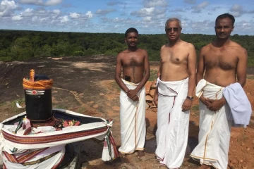 வெடுக்குநாறி மலை ஆதிசிவன் ஆலயத்திற்கு சட்டதரணிகள் குழு விஜயம்(Video)