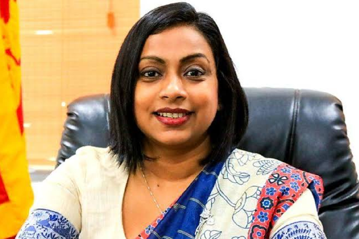 யாழில் நீதி கோரி போராடிய ஊடகவியலாளர்கள்: பின்கதவால் தப்பி ஓடிய NPP அமைச்சர் | Jaffna Journalists Protest Demanding Justice யாழில் நீதி கோரி போராடிய ஊடகவியலாளர்கள்: பின்கதவால் தப்பி ஓடிய NPP அமைச்சர் | Jaffna Journalists Protest Demanding Justice