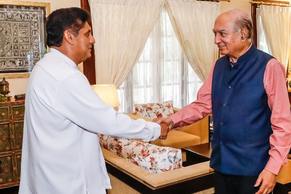 எதிர்க்கட்சித் தலைவரை சந்தித்த இந்தியா ஊடகவியலாளர்! (படங்கள்) | Political Crisis Lanka Ranil Govt