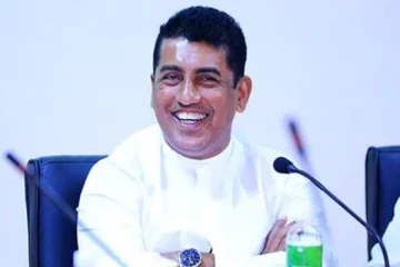 හිටපු ඇමති ජොන්ස්ටන් පැන ගිහින්..? සොයා ගැනීමට විශේෂ මෙහෙයුමක්..?