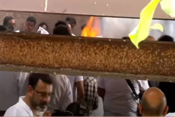 பிரபல பாடகர் கே.கே-வின் உடல்  தகனம் - ரசிகர்கள் கண்ணீர்