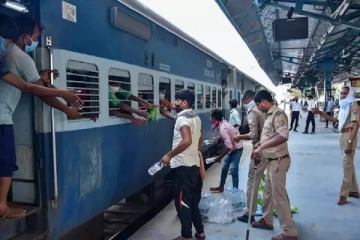 4 ஆண்டுகளுக்கு பிறகு ரயில் கட்டணம் குறைப்பு - பயணிகள், வியாபாரிகள் மகிழ்ச்சி!