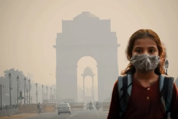 உலகின் மிகவும் காற்று மாசுப்பட்ட தலைநகரம்: முதலிடம் பிடித்த இந்திய நகரம்!