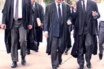 நீதிமன்ற துப்பாக்கிசூடு ; வழக்கறிஞர்களும் இனி சோதனைக்கு