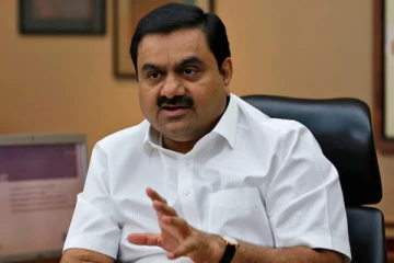 ஓய்வை அறிவித்த அதானி - அதானி சாம்ராஜ்யத்தை நிர்வகிக்க போவது யார்?