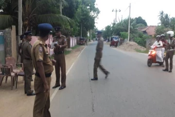 யாழ் வீதியில் நடந்து சென்றவருக்கு நேர்ந்த கொடூர சம்பவம்!