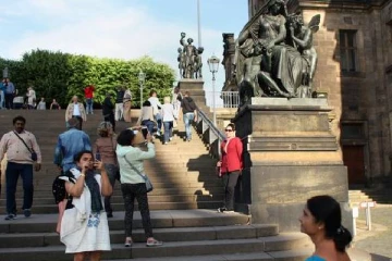 ஜெர்மனியில் சுற்றுலா பயணிகளுக்கு புதிய கட்டுப்பாடுகள் விதிப்பு