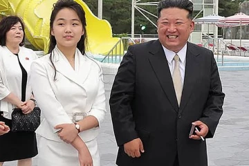 சீன இராணுவ அணிவகுப்பில் கலந்துகொள்ளும் கிம் ஜோங் உன் மகள்