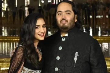 ஆனந்த் அம்பானியை விட வருங்கால மனைவி மூத்தவரா? ராதிகாவிற்கு எத்தனை வயசு