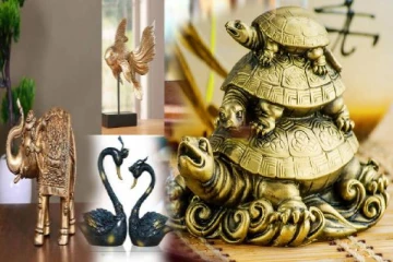 வறுமை நீங்கணுமா? இந்த சிலைகளில் ஒன்றை கட்டாயம் வீட்டில் வைங்க...