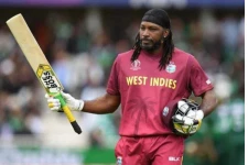 இன்னும் இரு உலகக் கிண்ணங்களில்: ஓய்வு குறித்த கேள்விக்கு மிரட்டல் பதிலளித்த கெயில்