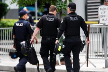 அமெரிக்காவில் அதிகரிக்கும்  துப்பாக்கி கலாச்சாரம்;  இரு இடங்களில் 7 பேர் பலி