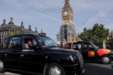 லண்டனில் Uber விலை அதிரடி உயர்வு! எவ்வளவு தெரியுமா? கடும் அதிர்ச்சியில் மக்கள்