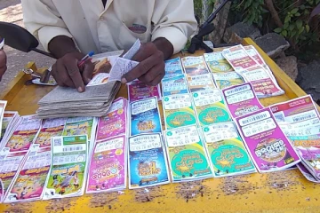 யாழில் அதிர்ஷ்ட லாப சீட்டு விற்பனை ; வியக்கவைத்த சம்பவம்