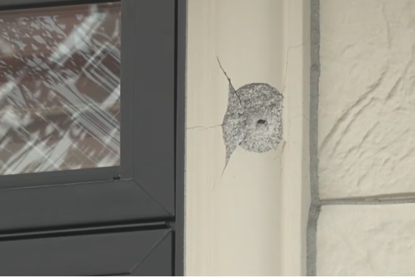 கப்பம் கோரிய மூவர், கனடாவிலிருந்து நாடு கடத்தப்பட்டனர் | 3 People Deported In Connection கப்பம் கோரிய மூவர், கனடாவிலிருந்து நாடு கடத்தப்பட்டனர் | 3 People Deported In Connection