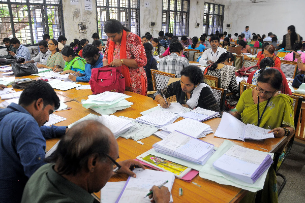 விடைத்தாள் திருத்தப்பணிகளுக்காக செலுத்தப்படும் கட்டணத்தில் திருத்தம்: வெளியாகிய அறிவித்தல் | Correction In The Fee Paid Farewell Letter Edits