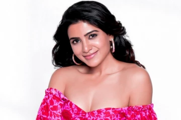 நடிகை சமந்தா கொடுத்த போஸ்.. கிளாமரில் இணையத்தை பற்ற வைத்த புகைப்படம்