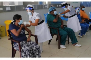 இலங்கையில் முன்களப் பணியாளர்களுக்கு அரசு எடுத்துள்ள அதிரடி முடிவு