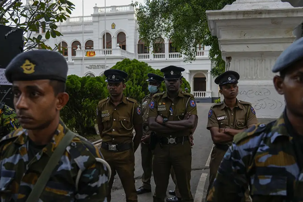 ஆயுதப்படையினரை அழையுங்கள்; ஜனாதிபதி ரணில் அதிரடி உத்தரவு! | Call The Armed Forces President Ranil S Action