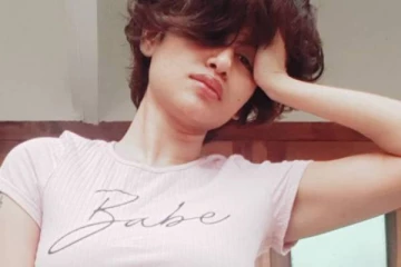 பீச்சில் பட்டையை கிளப்பிய நடிகை ஓவியா! ஜொல்லுவிட்டு அலையும் ரசிகர்கள்..