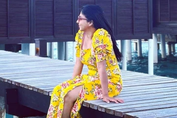 எதிர்நீச்சல் சீரியல் நடிகை பிரியதர்ஷினி மாலத்தீவில் மாடர்ன் உடை புகைப்படங்கள்