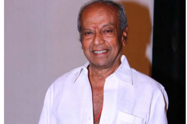 சினிமாவில் நீடித்திற்கும் 5 முக்கிய நடிகர்கள்! யார் யார் தெரியுமா? | Cinema Actor Vijayakumar Rajkiran Moulee