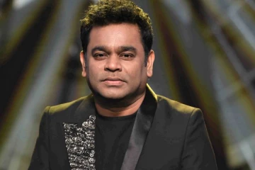 ஏ.ஆர்.ரகுமான் பணத்துக்காக இப்படி பண்ணலாமா? - கொந்தளிக்கும் ரசிகர்கள்!