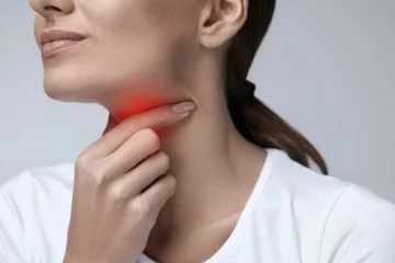 தொண்டையில் கிச் கிச் ஏற்படுகிறதா? இதனை சரி செய்ய இதோ சில சிறந்த தீர்வு