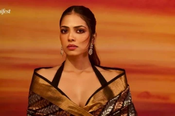 ஒருவழியாக அம்மாவின் ஆசையை நிறைவேற்றிய மாளவிகா மோகனன்.. மகிழ்ச்சியில் நடிகை!