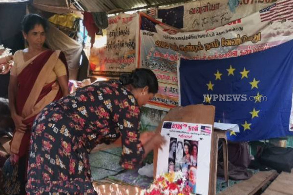 வவுனியாவில் பிரித்தானிய மகாராணிக்கு அஞ்சலி செலுத்திய மக்கள்! | Vavuniya People Paid Tribute To The British Queen
