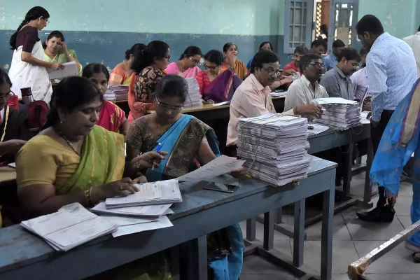 விடைத்தாள் திருத்தப்பணிகளுக்காக செலுத்தப்படும் கட்டணத்தில் திருத்தம்: வெளியாகிய அறிவித்தல் | Correction In The Fee Paid Farewell Letter Edits