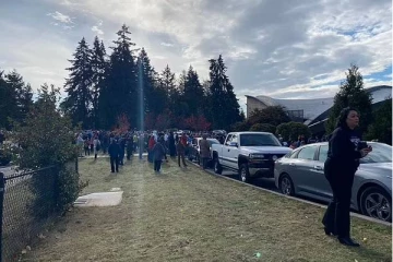 அமெரிக்க பாடசாலையில் துப்பாக்கிச்சூடு! மாணவரொருவர் பலி