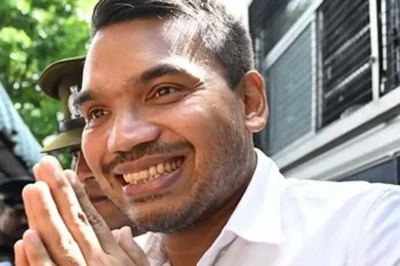 නාමල් රාජපක්ෂ අධිකරණයට රැගෙන එයි