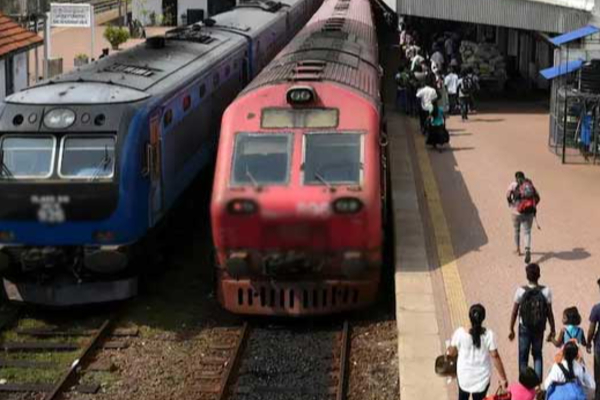 டிட்வாவின் தாக்கம்: புகையிரத திணைக்களத்திற்கு ஏற்பட்ட பாரிய சேதம் | Impact Of Titva Massive Damage Railway Department