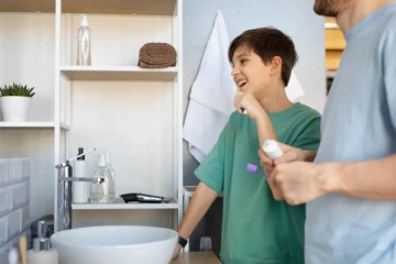 பிரஷ் பண்ண பிறகு வாய் கொப்பளிக்கக் கூடாதா? டாக்டர் சொன்னதை கேட்டீங்களா!