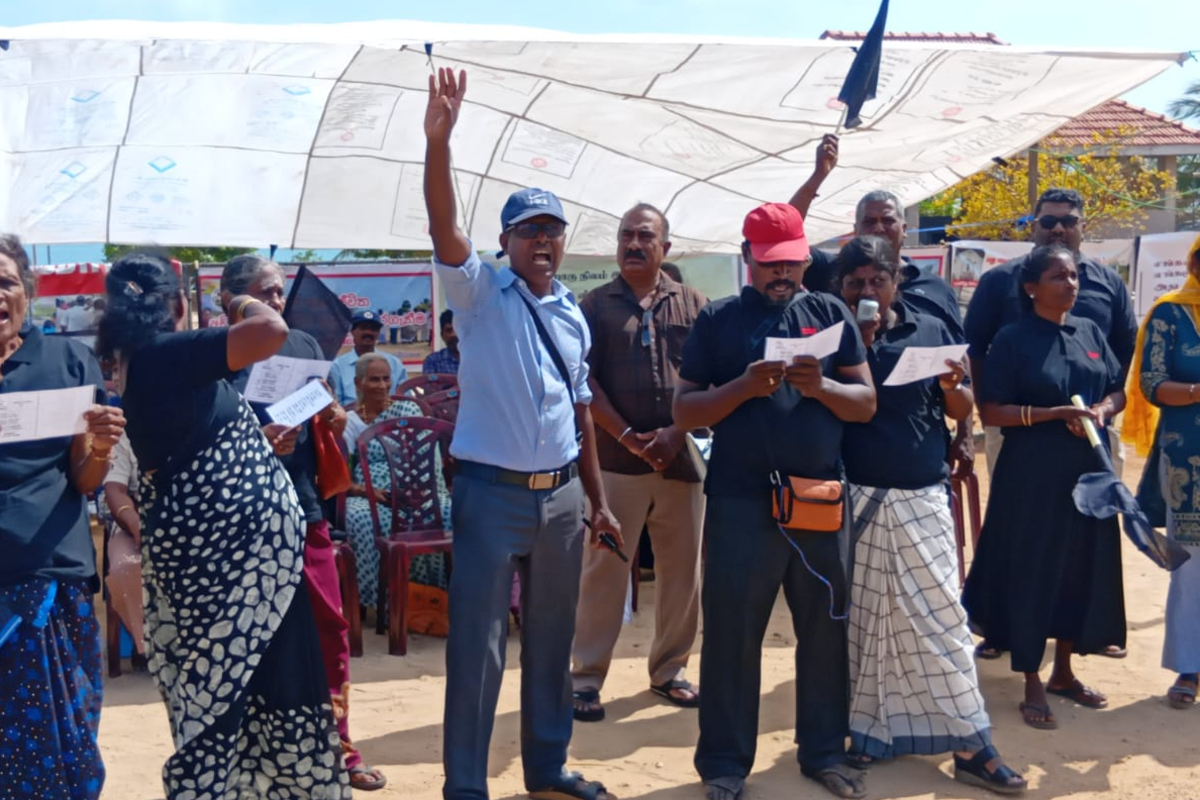 தீர்வின்றி தொடரும் நிலமிழந்த பலாலி மக்களின் கோரிக்கை போராட்டம் | Palali People S Protest