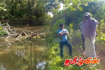 களமோட்டை வயலுக்குச் செல்வதற்கு ஆற்றுப்பாலம் இன்மையால் விவசாயிகள் அவதி