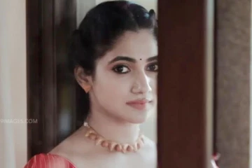 புதிய ஹேர் ஸ்டைலுக்கு மாறிய நடிகை லாஸ்லியா.. எப்படி மாறிவிட்டார் என்று பாருங்க